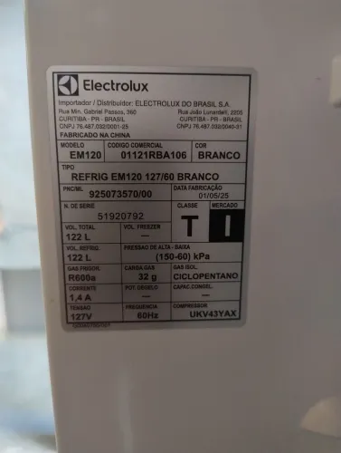 Frigobar Eletrolux 122L Eficiente 127v - Pouco uso