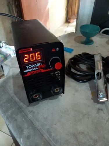 Máquina de solda usada 3 vezes 