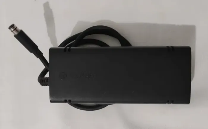 Fonte original bivolt Xbox 360 Super Slim
