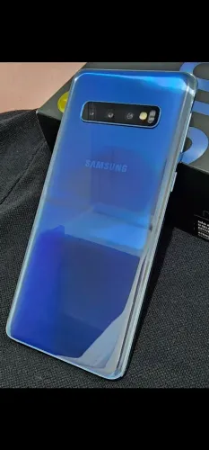 galaxy S10 com 8GB RAM, 128GB memória, filma 4K, caixa, nota fiscal "Sem defeitos"