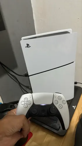 PS5 1Tb - 01 CONTROLE - 03 meses uso (novo, caixa,)