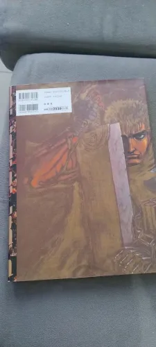 Artbook Berserk Ilustration filles 