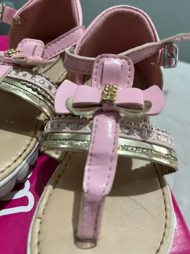 Sandália infantil rosa tamanho 25 nova