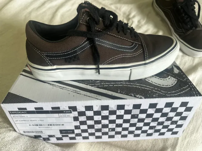 Tênis Vans Old Skool marrom 40 usado 