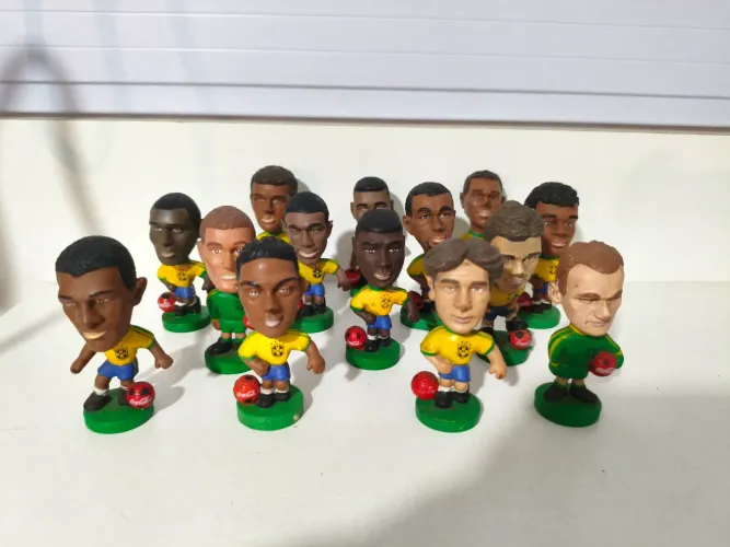 14 Bonecos Mini Craques