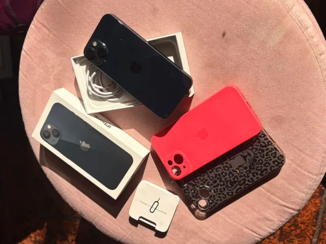 iPhone 13 128 GB Azul escuro 