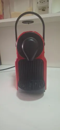 Cafeteira Nespresso nova