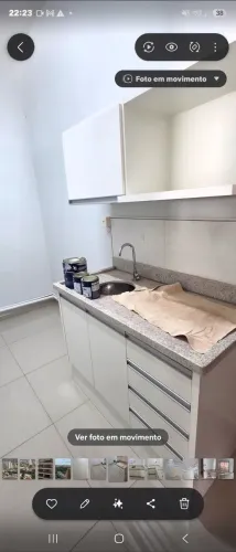 Pia granito  com armários mdf.