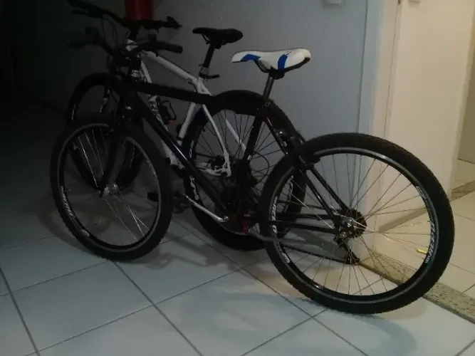 BICICLETA CALOI CONSERVADA 18 MARCHAS - CALHA AERO E RAIO INOX