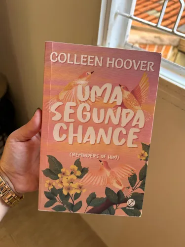Uma segunda chance - livro colleen hoover