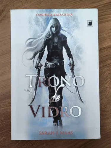 Trono de Vidro Sarah Maas - Capa Mole