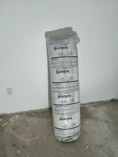 Lã Termo/Acustica + palha para chumbar gesso.