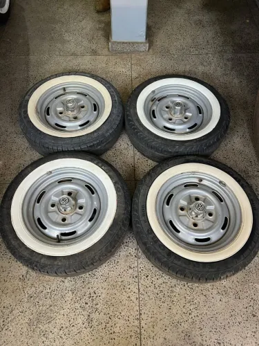 Rodas e pneus aro 14 para VW Fusca/Brasília e afins.