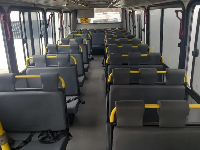 Jogo de banco escolar micro ônibus 43 lugares