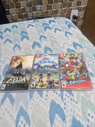 Vendo 3 Jogos mídia física Nintendo Switch