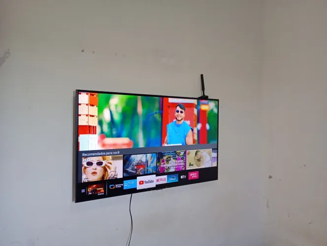 Tv smart 4k Samsung Crystal 55 polegadas Alexa wi-fi bluetooth novinha