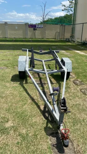 CARRETINHA DE JET SKY