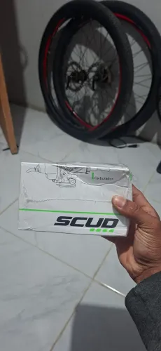 Vendo peças de moto