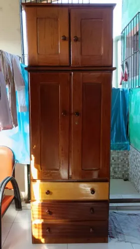 GUARDA-ROUPA DE SOLTEIRO EM ANGELIM - POR APENAS R$ 500,00.