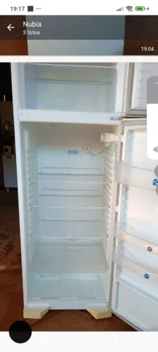 Vendê geladeira Dako 2 porta bem conservado 600 reais barato de mais fone *