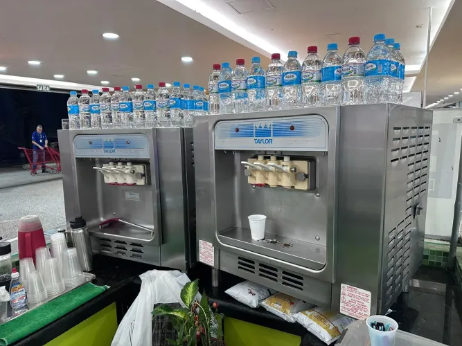 Máquina de Sorvete Taylor 162-27 Profissional | Alta Produção | Oportunidade