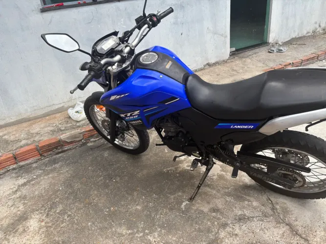 Lander 250 azul 20000