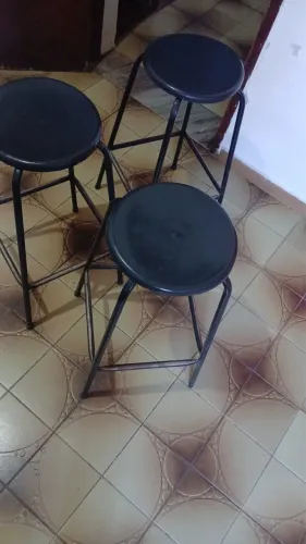 Três bancos