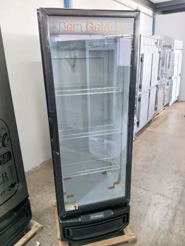 Cervejeira Gelopar GCB-40V Porta de Vidro 410L Para Cervejas e Bebidas