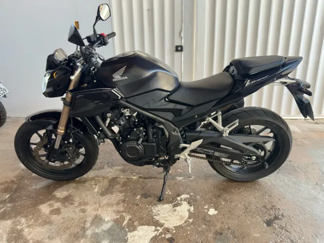Honda CB 500f 2024