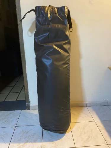 Vendo soca de pancadas e luva de boxe