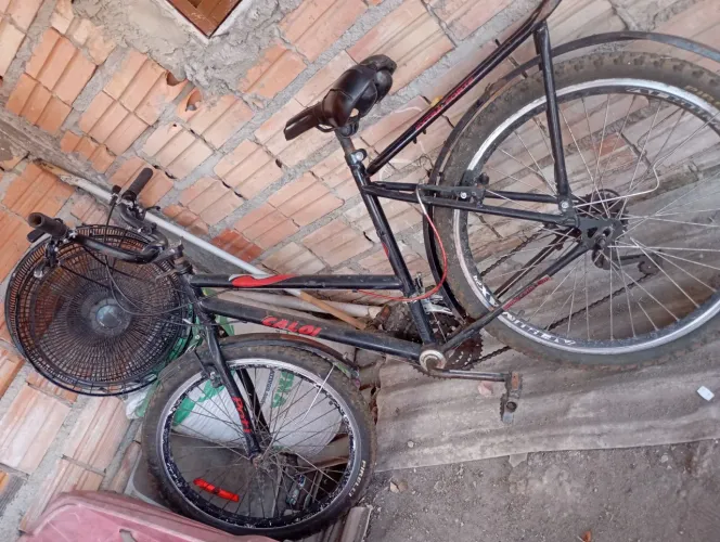 Vende-se bicicleta