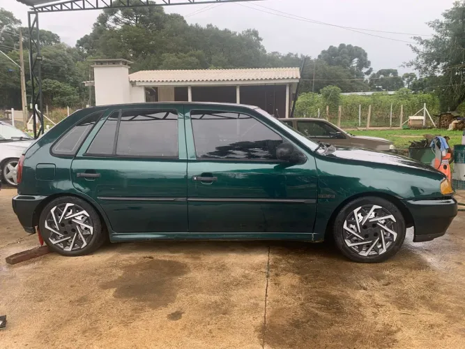 Volkswagen Gol Geração II 1.0 16V 70cv MI Gasolina Mec. (1000) 2P 1999