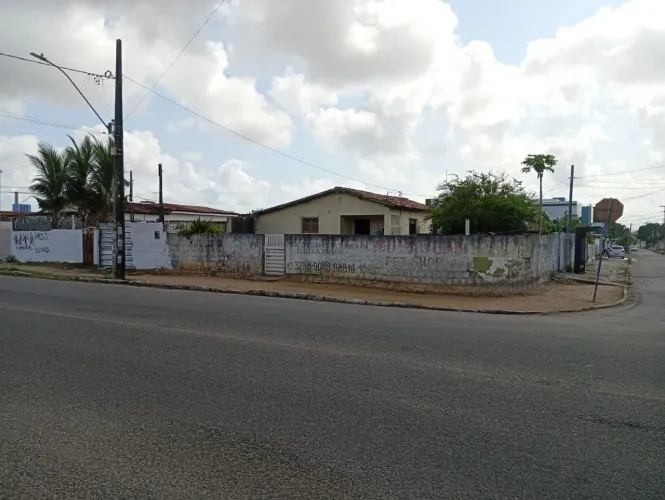 ?? ÁREA COMERCIAL PARA LOCAÇÃO PONTO ESTRATÉGICO NO GEISEL ?? Excelente terreno comercial