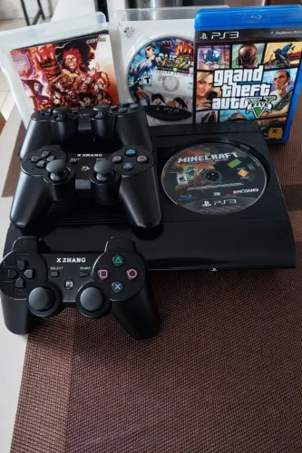 PS3 Slim 500GB Desbloqueado | 3 Controles | GTA V + Minecraft+ | Ótimo Estado