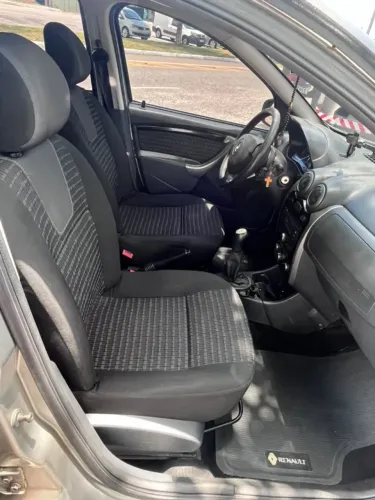 Renault Sandero Privilège Hi-flex 1.6 8V 5P 2013