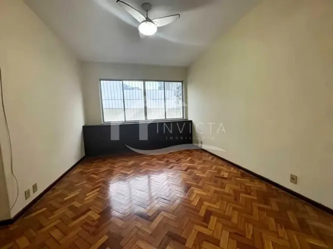 Excelente 3 quartos com vaga em rua nobre de Botafogo