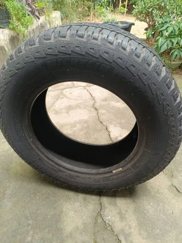 Vende - se pneu Michelin Novo