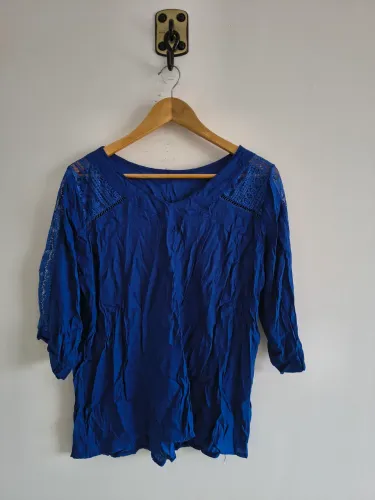 Blusa Azul com Manga 3/4