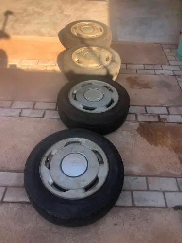 Rodas e Pneus