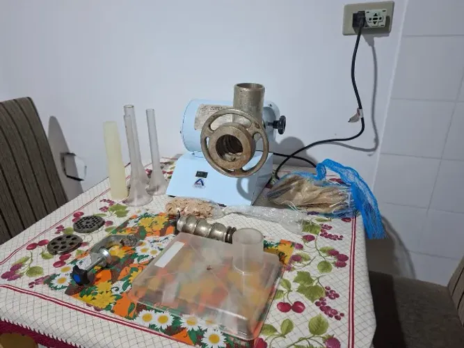 Moedor de Carne Arbel MCR 08 Bivolt 