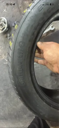 vendo pneu 215/55-17