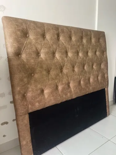 VENDO CABECEIRA DE COURO