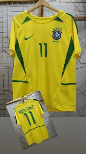 Camisa Brasil 2002 Retro Ronaldinho