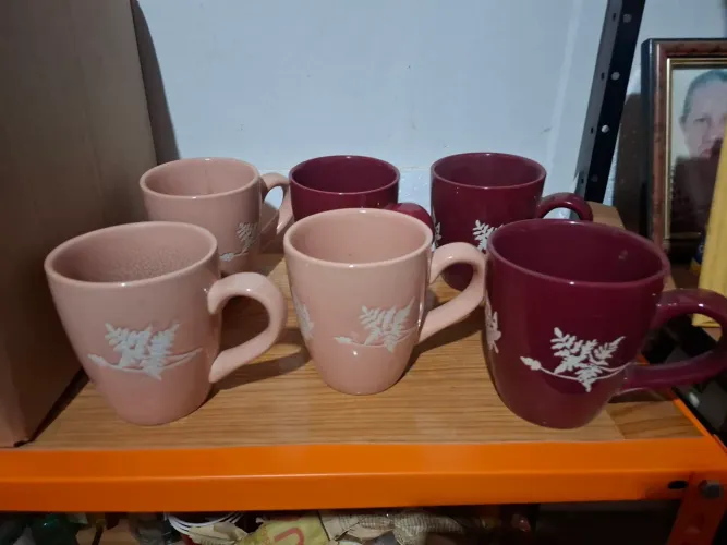 Canecas para café/chá.