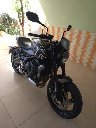 Trident 660 - Baixo KM - Aceito Troca