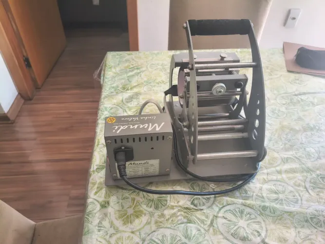 Máquina de estampa caneca