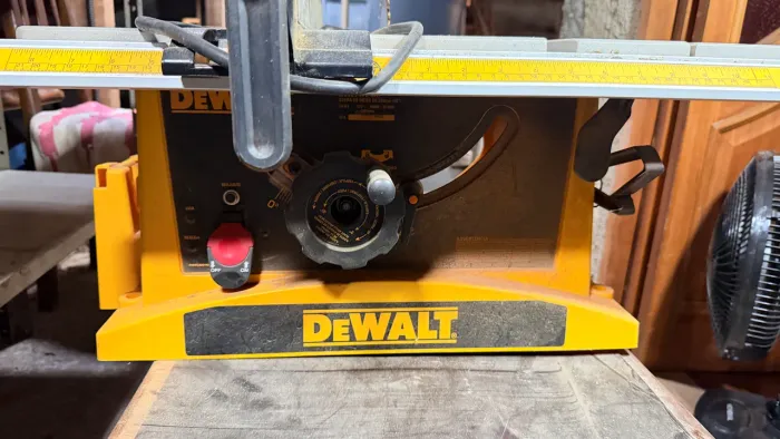 Serra Circular de Bancada Dewalt 1800 W 127 volts 10 polegas