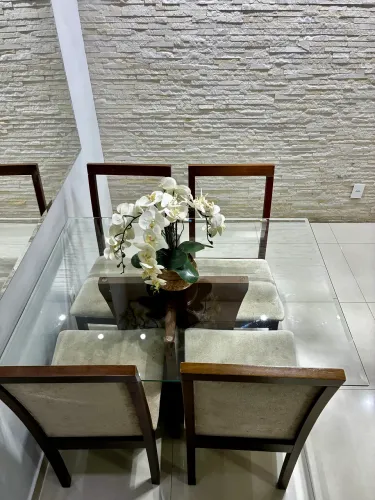 Mesa de 4 lugares 