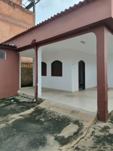 Oportunidade! Casa Espaçosa à Venda no Bairro Dr. João Alves Montes Claros
