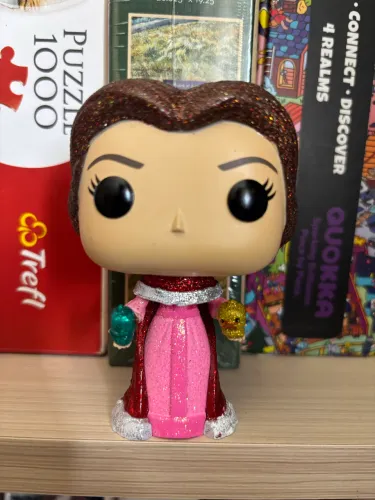 funko pop Disney Belle Diamond #241 (sem caixa)